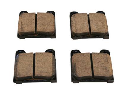 Volvo Disc Brake Pad Set - Rear - Akebono Euro Ultra-Premium EUR541